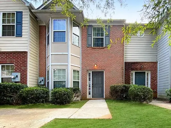 394 Brookview Drive, Riverdale, GA 30274