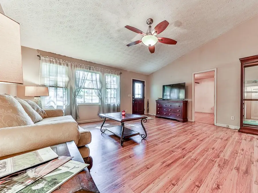 40 Emerald Creek Court, Jasper, GA 30143 - Image #3