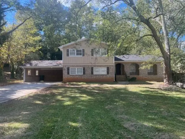 401 Barbashela Drive, Stone Mountain, GA 30088 - Image #1