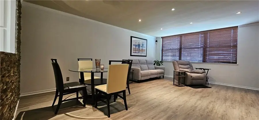 2965 Pharr Court South Nw #316, Atlanta, GA 30305 - Image #2