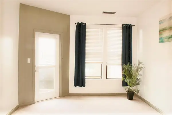 898 Oak Street Sw, Atlanta, GA 30310