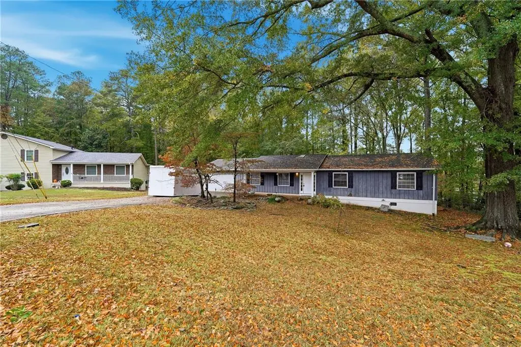 190 Crestwood Court, Alpharetta, GA 30009 - Image #1