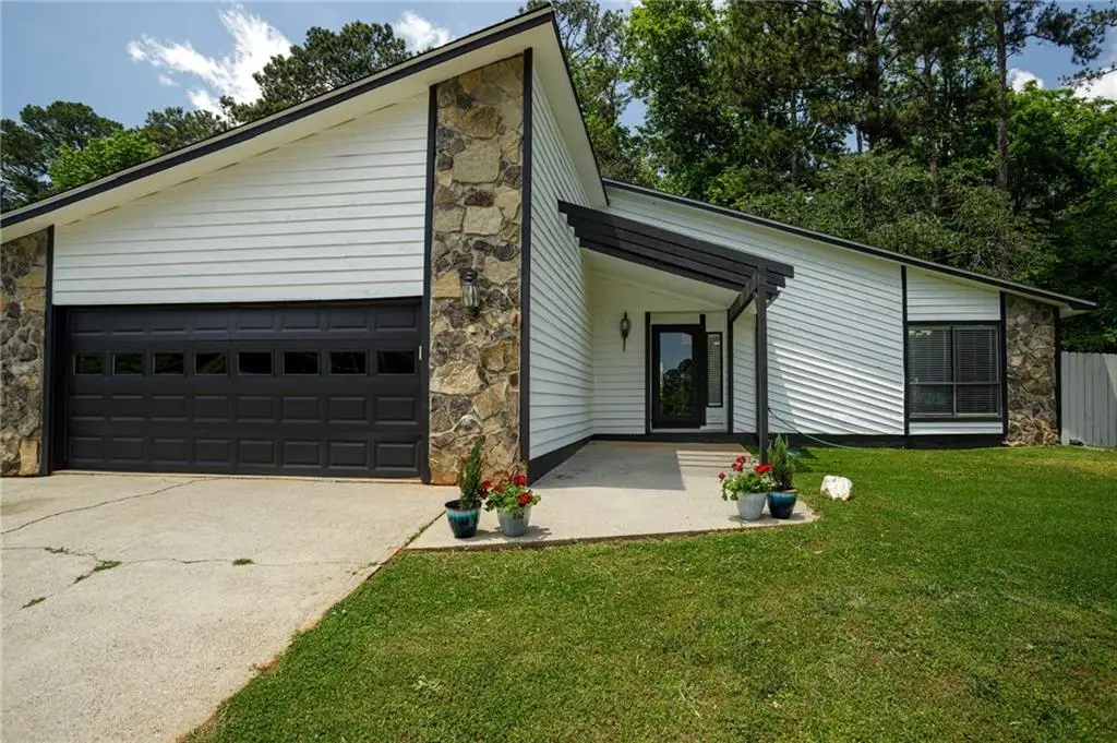 812 Steeple Chase Drive, Lawrenceville, GA 30044 - #1