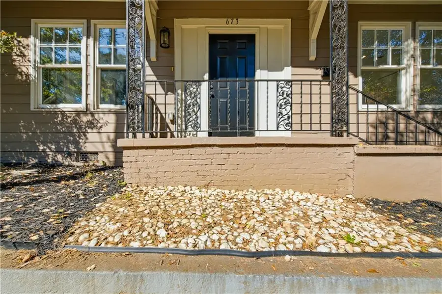 673 Pearce Street Sw, Atlanta, GA 30310 - Image #3