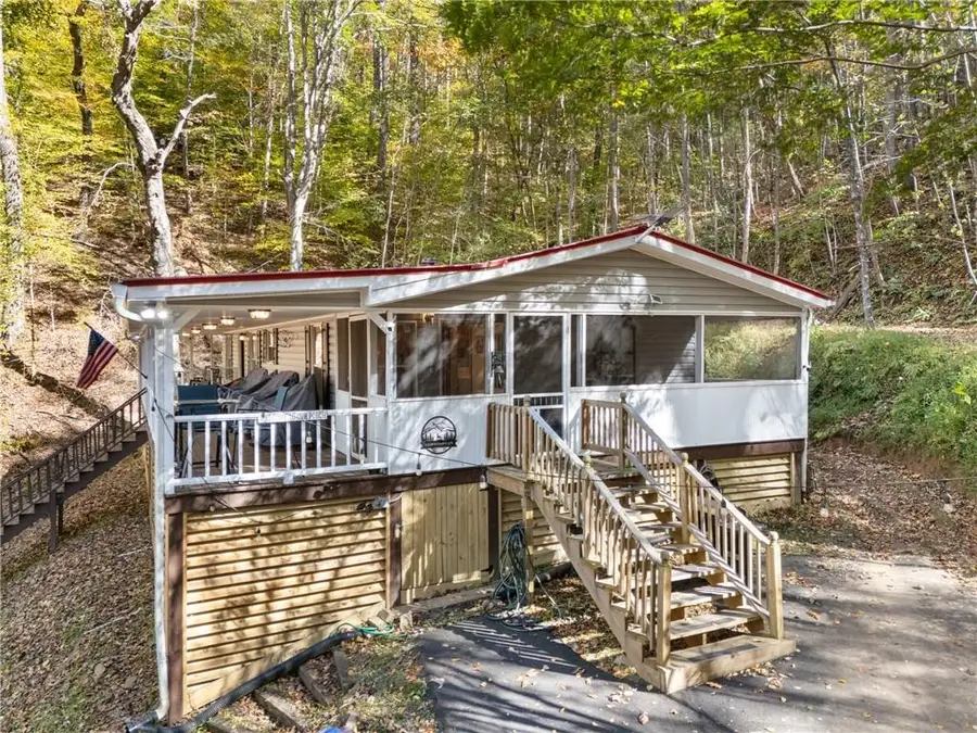 4227 White Oak Drive, Hiawassee, GA 30546 - Image #3
