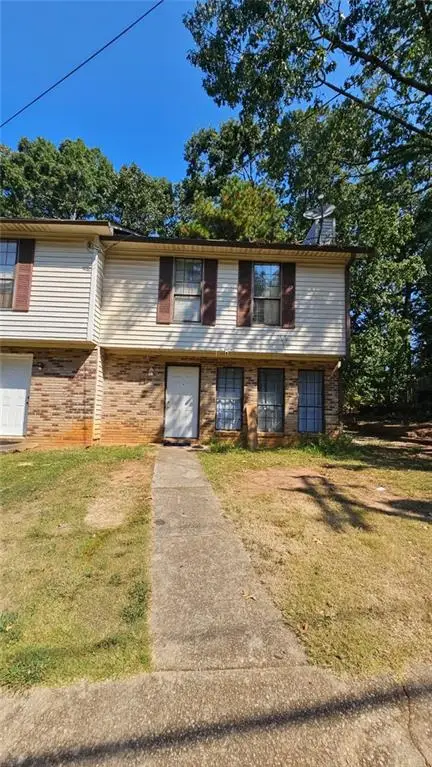 154 Timber Creek Lane Sw, Marietta, GA 30060 - Image #1