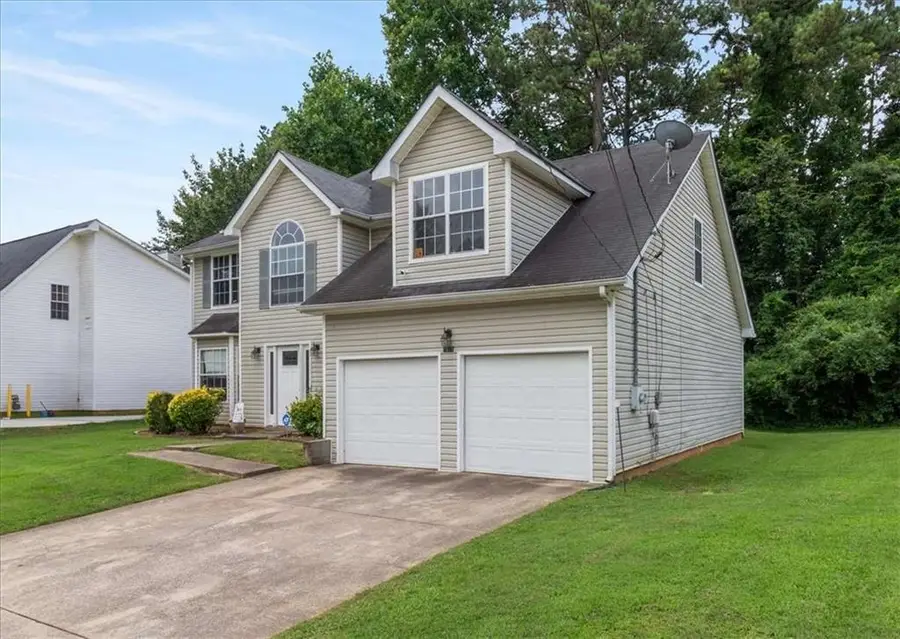 7071 Deshon Hills Lane, Lithonia, GA 30058 - Image #3