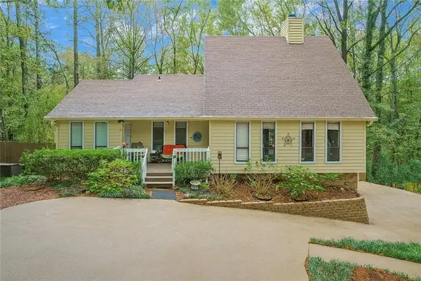 6950 Springwood Drive, Douglasville, GA 30135