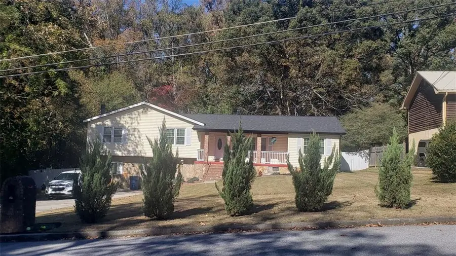 975 Ridgedale Drive, Lawrenceville, GA 30043 - #2