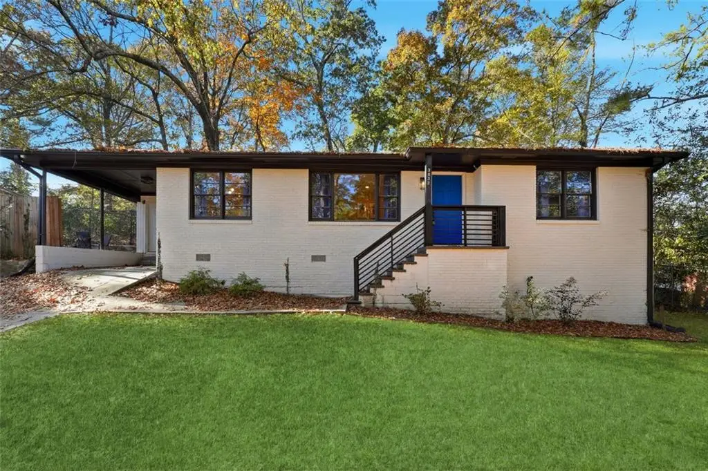 3833 Bakers Ferry Road Sw, Atlanta, GA 30331 - Image #1