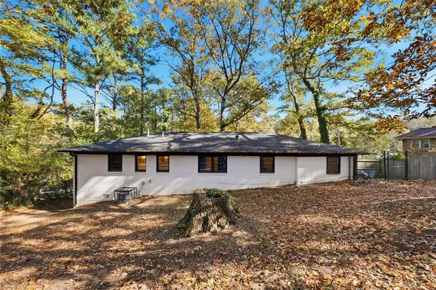 3833 Bakers Ferry Road Sw, Atlanta, GA 30331 - Image #3