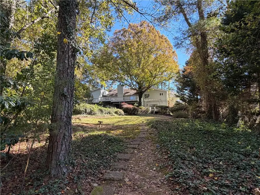 1040 Wordsworth Drive, Roswell, GA 30075 - #2