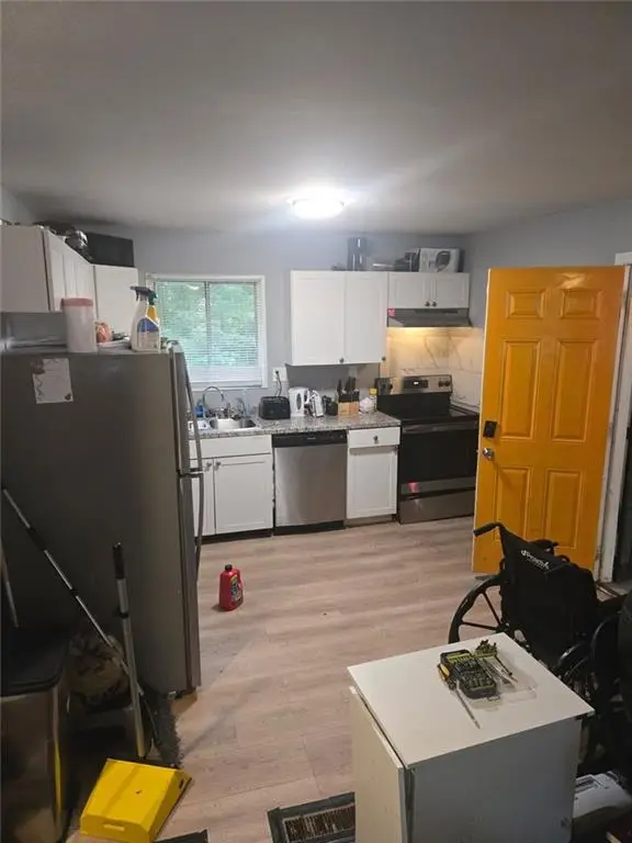 3226 Cloverhurst Drive, East Point, GA 30344 - Image #3