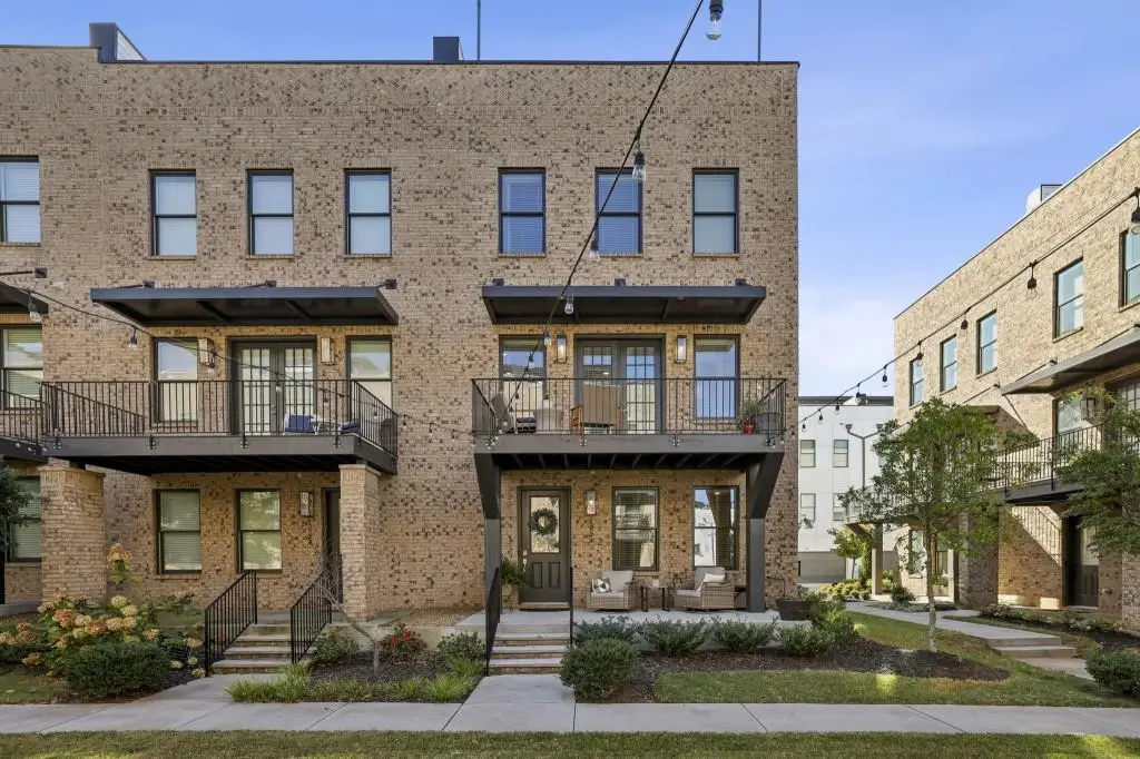 1024 Robert Smalls Way, Atlanta, GA 30318 - Image #1