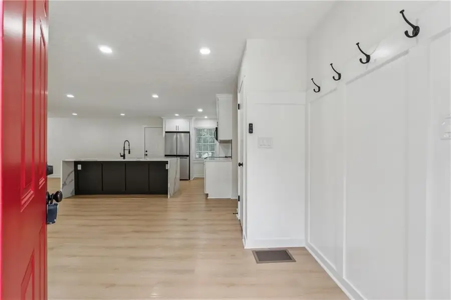 676 Bralorne Drive, Stone Mountain, GA 30087 - Image #2