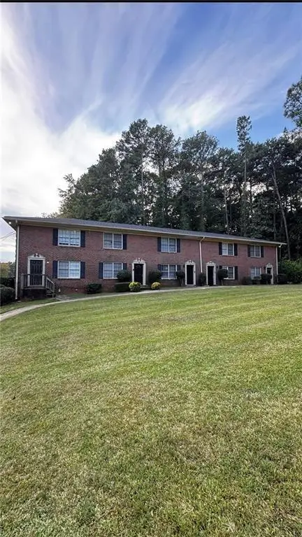 1010 Sexton Drive #8, Stone Mountain, GA 30083