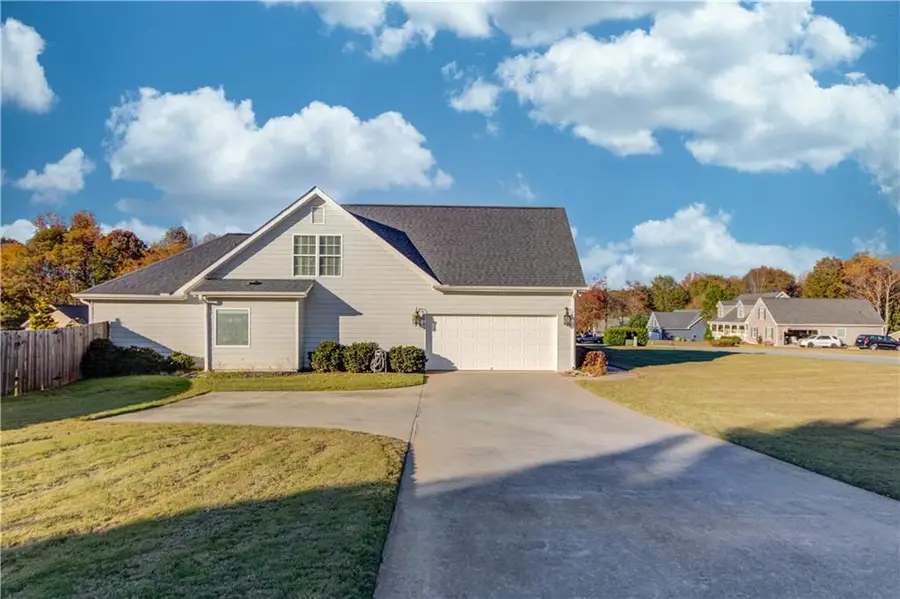 18 Raven Ridge, Jefferson, GA 30549 - Image #3