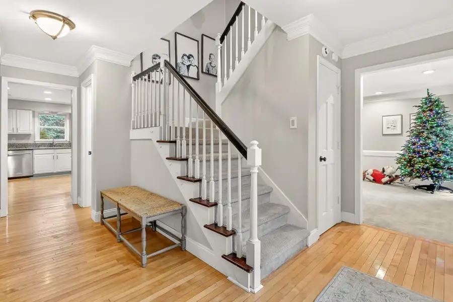 8110 Willow Tree Way, Alpharetta, GA 30005 - Image #3