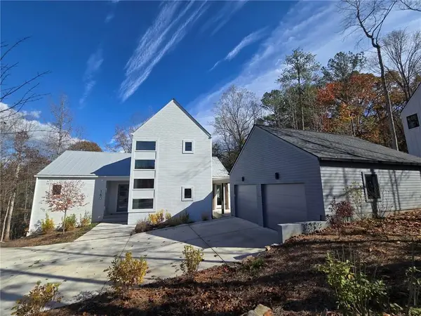 160 Cedarwood Lane, Roswell, GA 30075