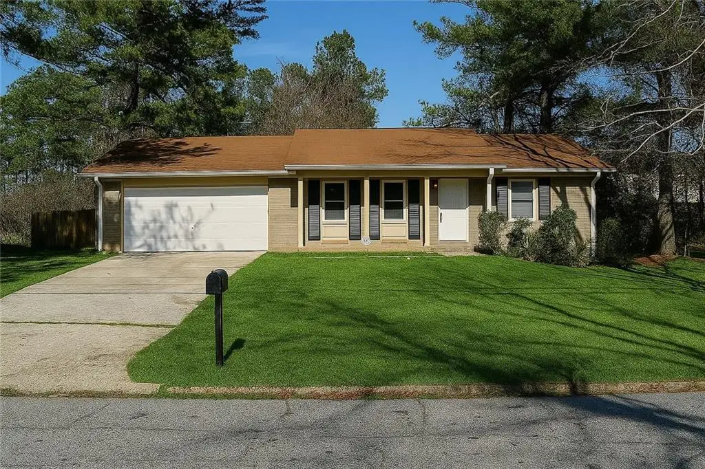 2195 Rochelle Way, Atlanta, GA 30349 - Image #1