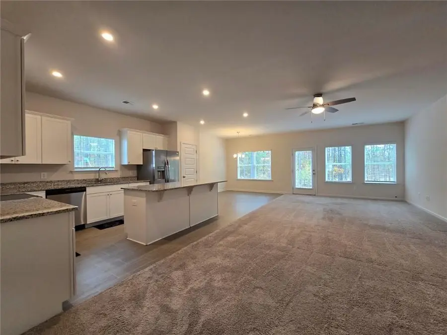 82 Royal Oak Drive Ne, Rome, GA 30165 - Image #3