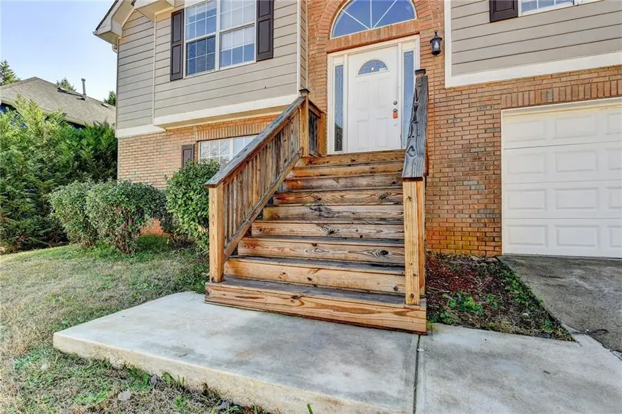 510 Saint James Court, Lawrenceville, GA 30044 - Image #3