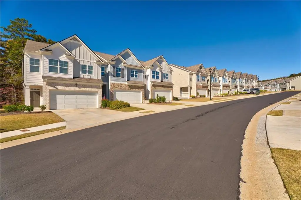 372 Stoneybrook Drive, Dahlonega, GA 30533 - Image #1