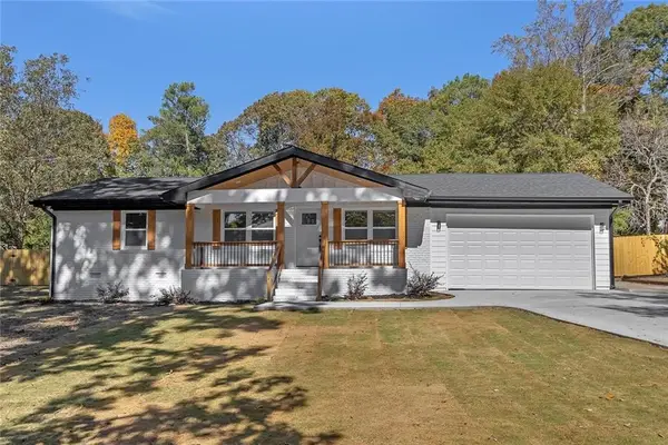 945 King Road, Riverdale, GA 30296