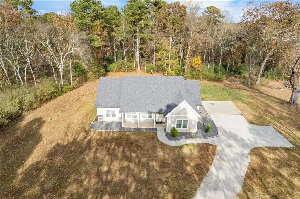 4201 Holly Springs Road, Gillsville, GA 30543 - Image #1