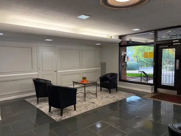 2965 Pharr Court South Court Nw #815, Atlanta, GA 30305