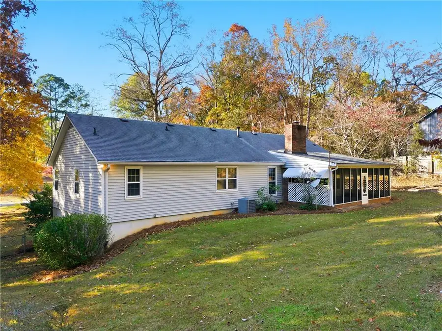 1046 Wedgefield Drive Sw, Marietta, GA 30064 - Image #2