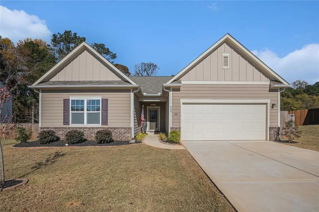 609 Bentwater Way, Hoschton, GA 30548 - #1