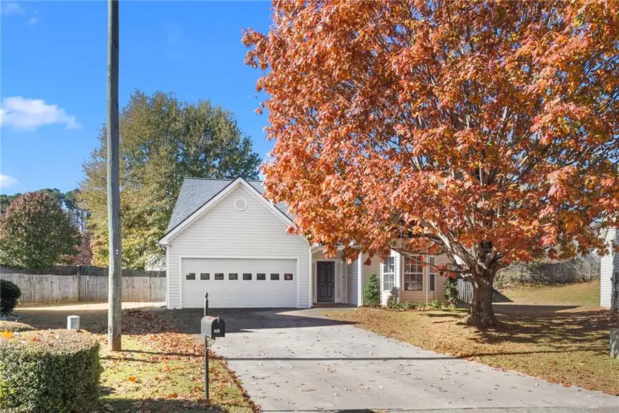 826 Hampton Way, Canton, GA 30115 - Image #2