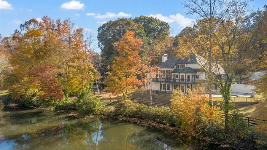 4814 Mirror Lake Drive, Powder Springs, GA 30127 - Image #2