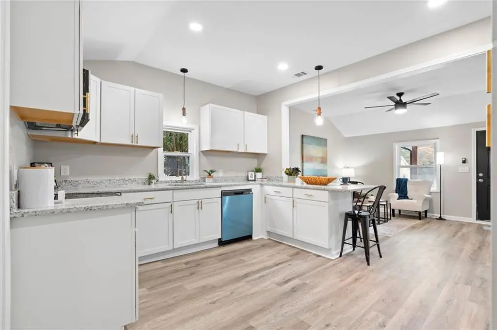 118 Perry Street, Monroe, GA 30655 - #1