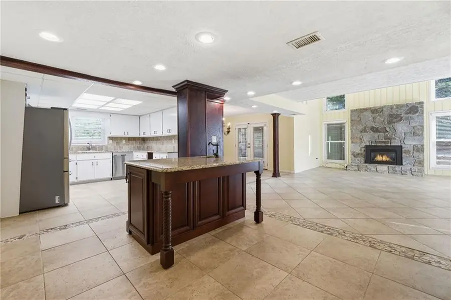 4107 Signal Ridge Sw, Lilburn, GA 30047 - Image #3