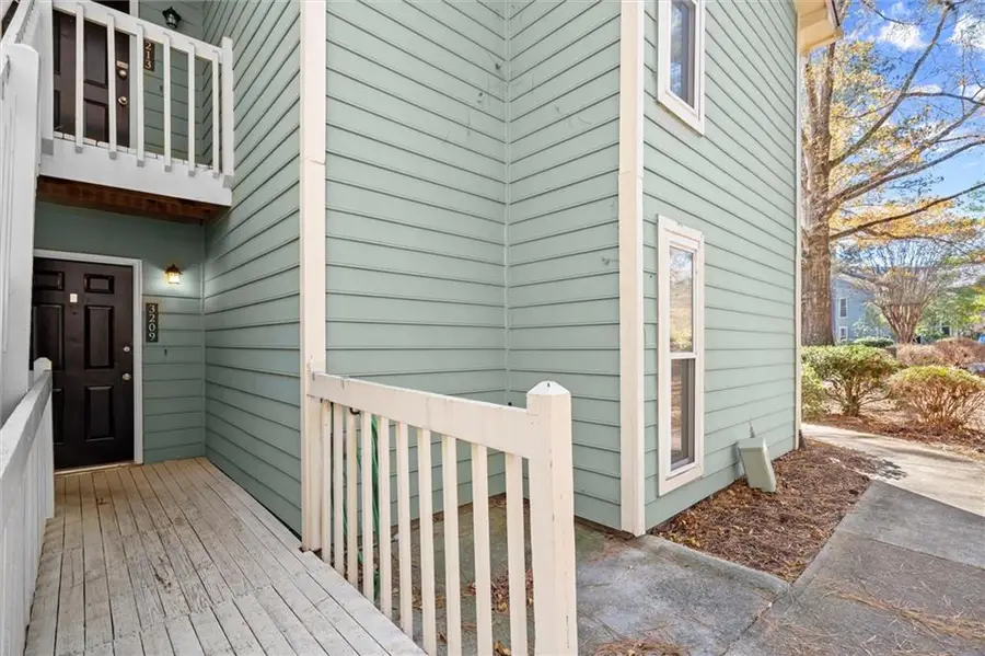 3209 Canyon Point Circle, Roswell, GA 30076 - Image #2