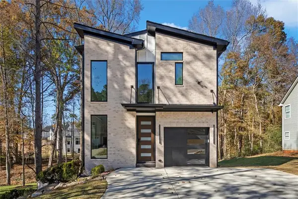 752 Crystal Bay Road, Villa Rica, GA 30180