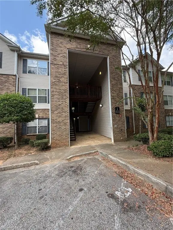 2203 Par Three Way, Lithonia, GA 30038