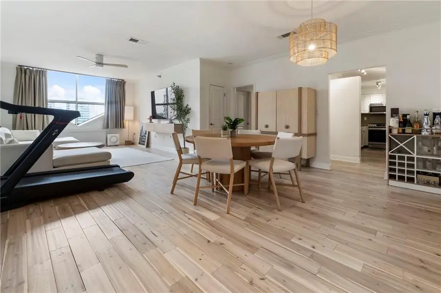 2479 Peachtree Road Ne #1804, Atlanta, GA 30305 - Image #2