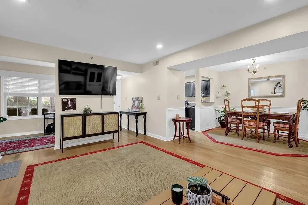 4081 Riverlook Parkway Se #102, Marietta, GA 30067 - Image #1