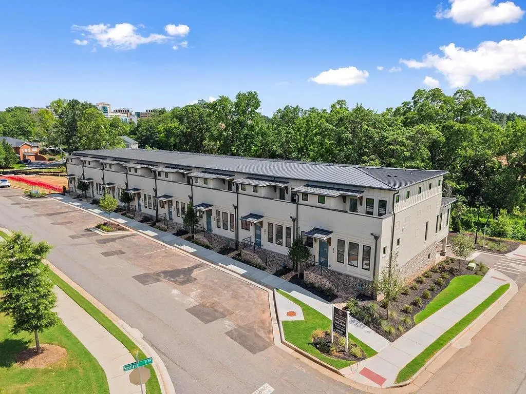 293 White Street Nw #2, Marietta, GA 30060 - Image #1