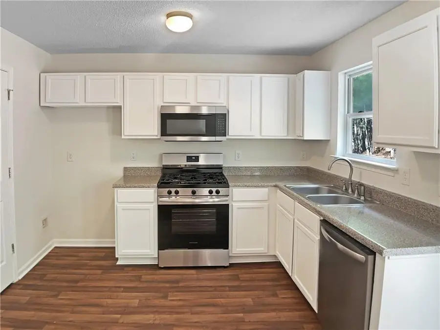 4840 Heather Mill Trace, Snellville, GA 30039 - Image #2