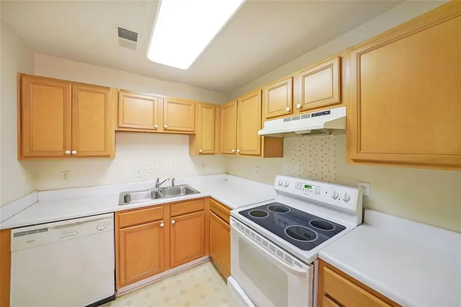 3603 Woodbriar Circle #M, Tucker, GA 30084 - #3