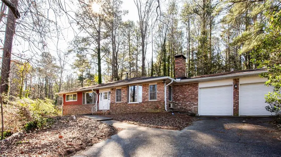 1460 Loch Lomond Trail Sw, Atlanta, GA 30331 - Image #2