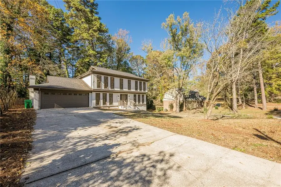 997 Carlisle Road, Stone Mountain, GA 30083 - Image #2