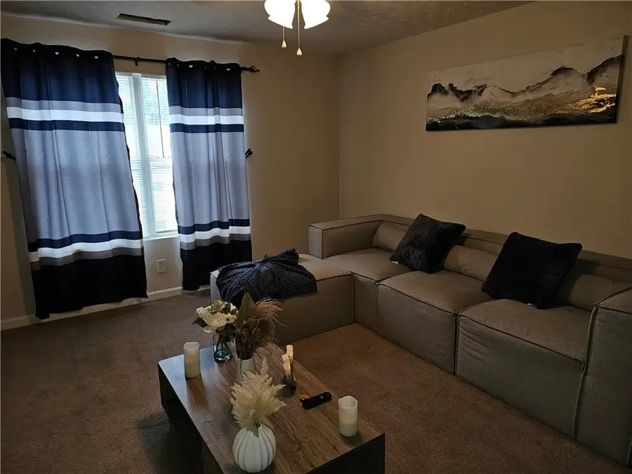 3219 Fairington Drive, Lithonia, GA 30038 - Image #3