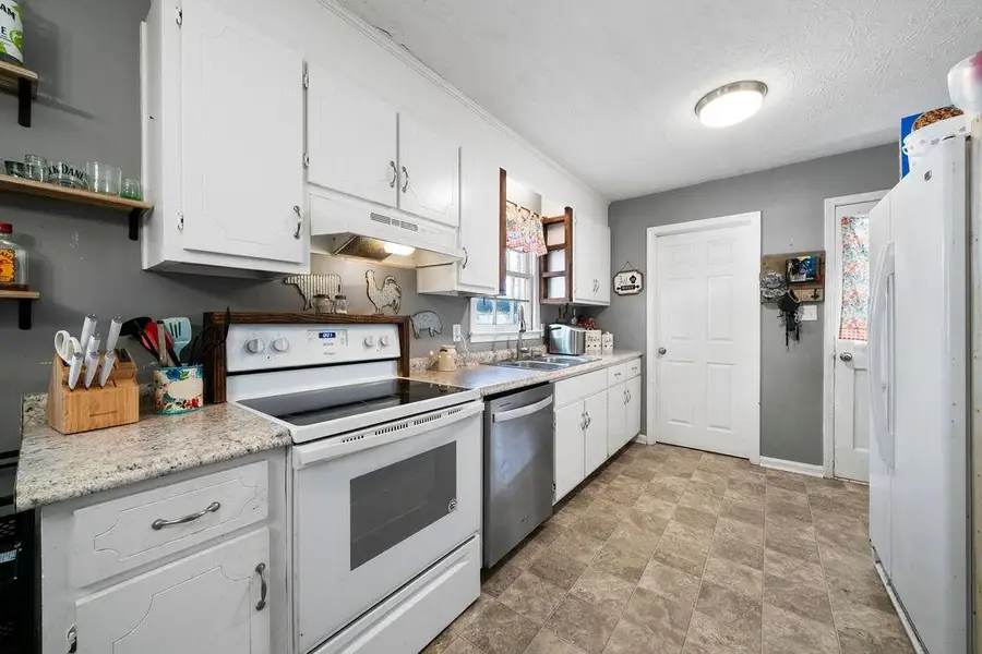 421 Broad Street, Tallapoosa, GA 30176 - Image #2