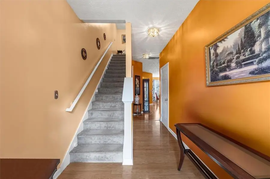 182 Oak Green Drive, Lawrenceville, GA 30044 - Image #3