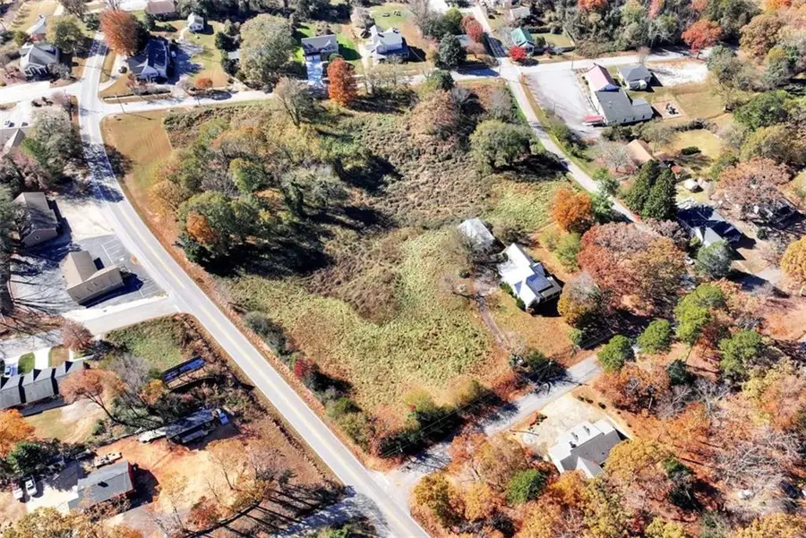 283 Yonah Street, Cornelia, GA 30531 - Image #2